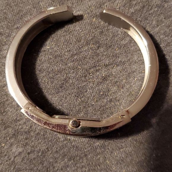 Collezio Rectangular Watch CZ‎ Crystals on a Silver Spring Hinge Bangke Band - Picture 6 of 8